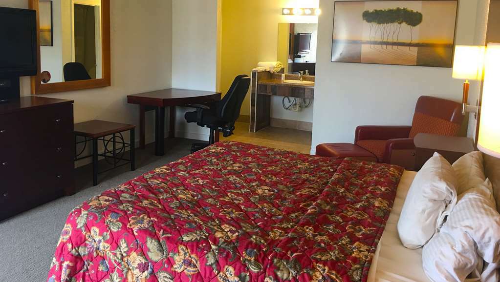 Sunset Inn Flatonia By Magnuson Worldwide Room photo